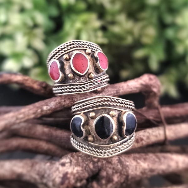 Afghan Tribal Kuchi Ring,Black Afghan Ring, Hippie Ring,Gypsy Ring,Kuchi Ring,Brass Ring,Afghan jewelry,Bohemian Ring,Lapis ring,Red ring