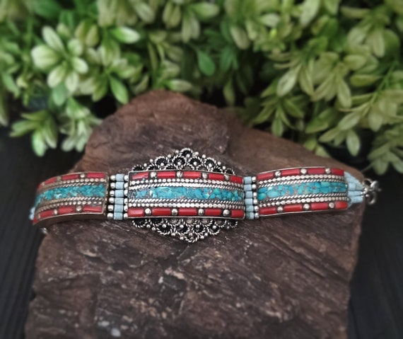 チベットのターコイズとサンゴのブレスレット、チベットのジュエリー