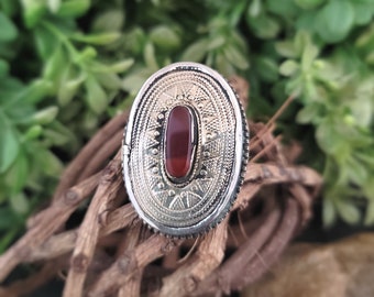 Turkmen carnelian ring,Tribal ring,Gypsy ring,Turkmen jewelry,Vintage Turkmen ring,Carnelian ring,Kuchi Aqeeq ring,Carnelian stone