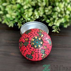 Indian jewelry box,Indian trinket,Enamel red stone round jewelry box,Red box,Ring box,Gift for her,Tribal Jewelry box,Metal jewelry box