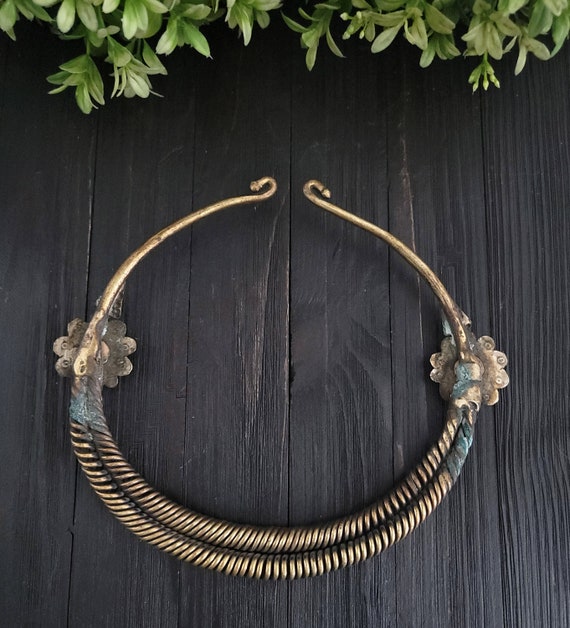 Brass Tone Spiral Choker Necklace,Vintage Nomadic… - image 7