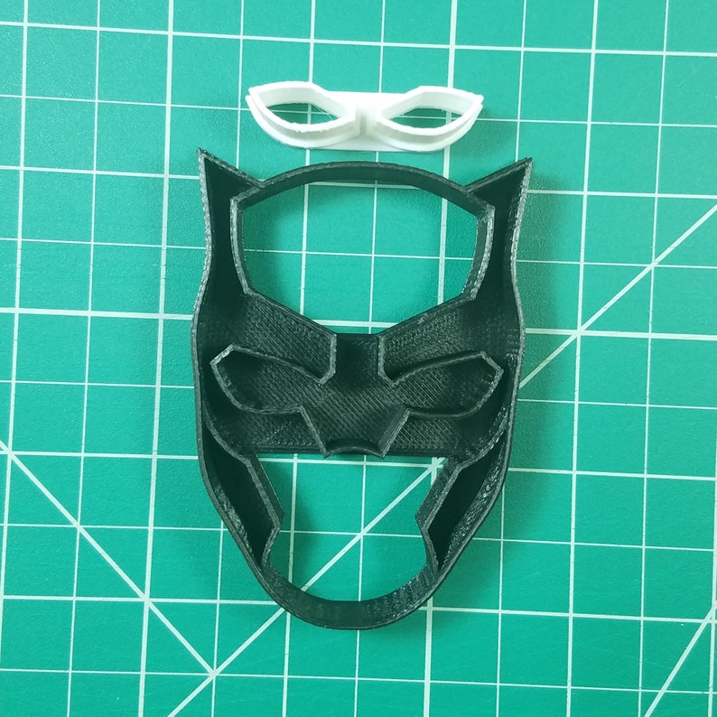 Black Panther Cookie and Fondant Cutter Fondant 2pc