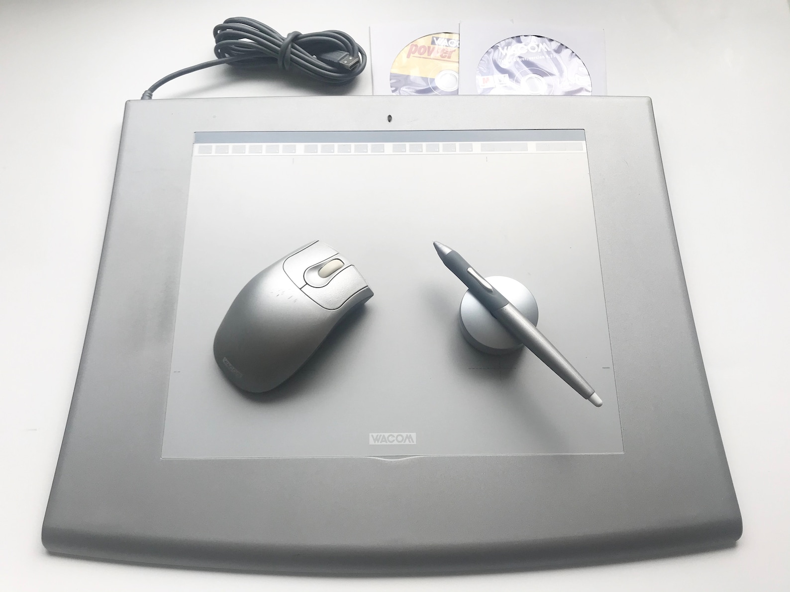 Used tablet Intuos 2 large platinum edition 9x12 Etsy