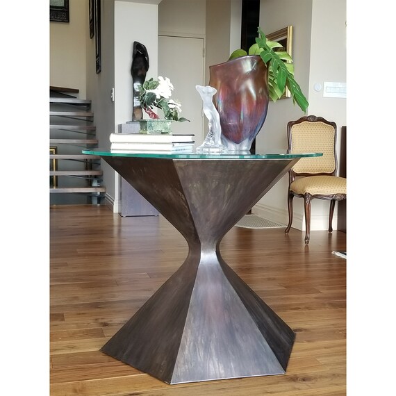 Round pedestal 2024 entry table