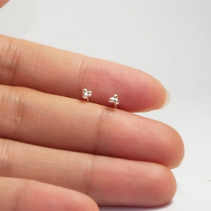 Tiny Triple Dot Sterling Silver Stud Earrings, minimalist everyday earrings, 3mm tiny tripple dot stud earrings
