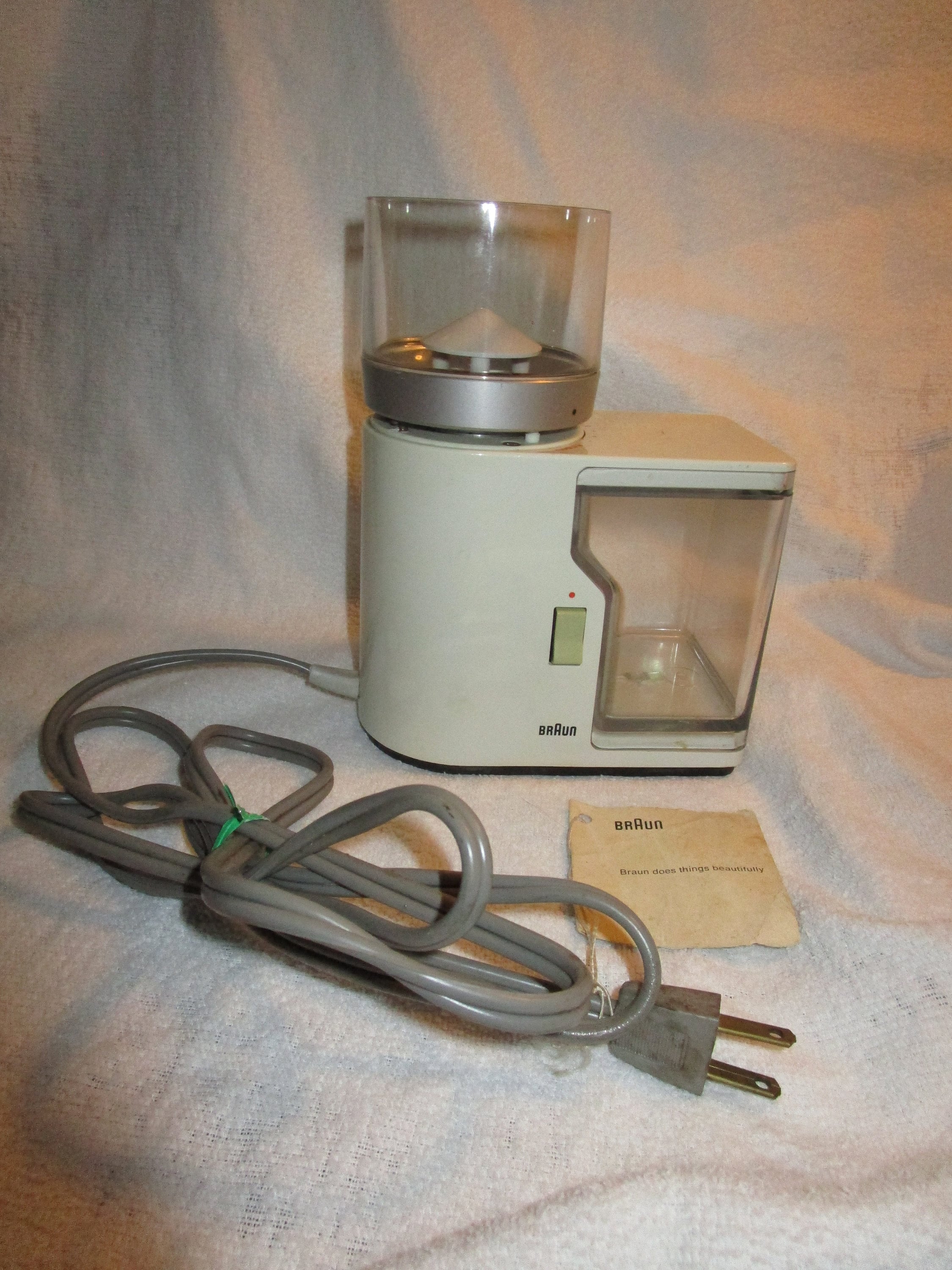 Vintage Braun KSM 1 Coffee Grinder – Ecru Vintage