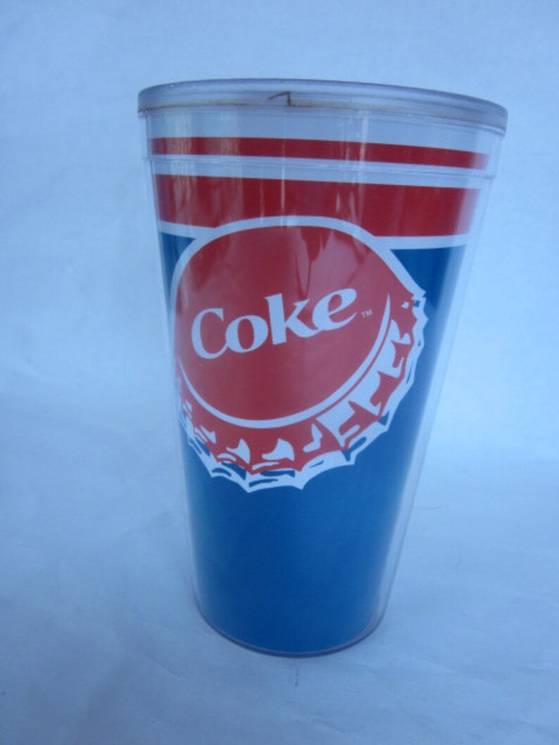 Coke Insulated Plastic 16 Oz. Tumbler, Coke Bottle Cap Design, Red Bottle Cap on a Blue