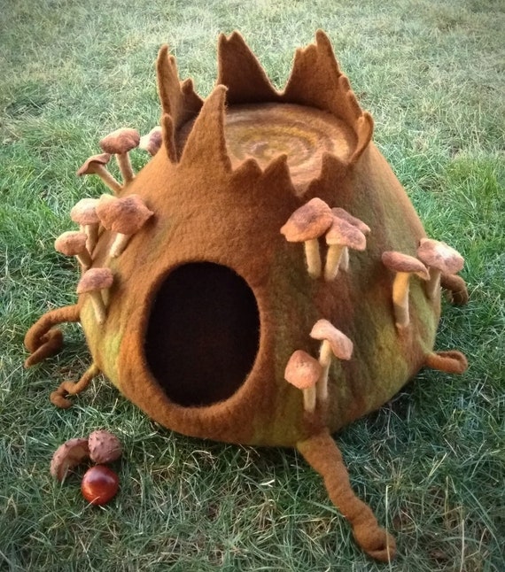 mushroom cat bed