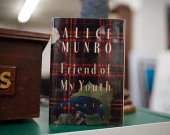 Friends of My Youth: Stories by Alice Munro (Knopf 1990) - Signed First Edition!