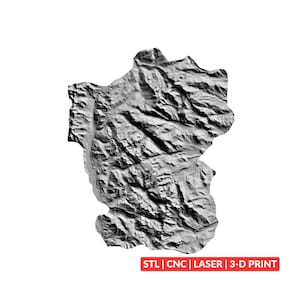 Puede incluir: Un modelo de mapa en relieve 3D en escala de grises que presenta un terreno topográfico intrincado con valles profundos y crestas montañosas. La esquina inferior derecha contiene una etiqueta roja con texto blanco: STL | CNC | LASER | 3-D PRINT.
