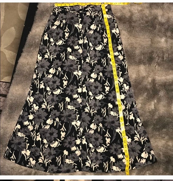 Vintage floral print skirt - image 9