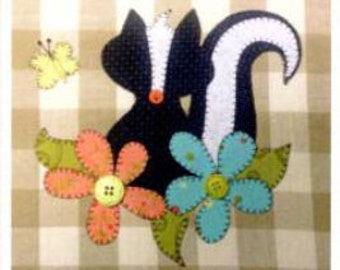 Little Stinker ~ Applique PATTERN QD239