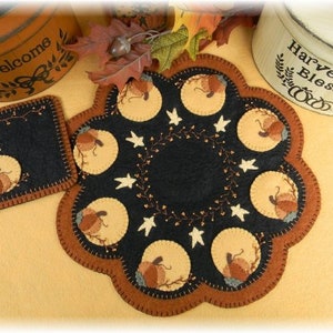 Harvest Moon - Wool Applique PATTERN PLP151