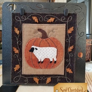 Simply Sheep October ~ Wool Applique PATTERN SCH138