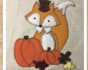 Thankful Visitor ~Whimsical Applique PATTERN - QD270