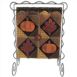 November Bitty Banner ~ Wool Applique PATTERN  LAS924