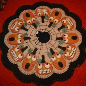 Scaredy Jacks! - Primitive Pumpkin Candle Mat PATTERN  PLP107