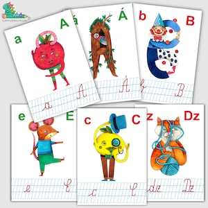 Puede incluir: Cartas de alfabeto coloridas con ilustraciones de una manzana, una casita de pájaros, un payaso, una letra B, un ratón, un limón y un gato. Las letras están escritas en mayúsculas y minúsculas.