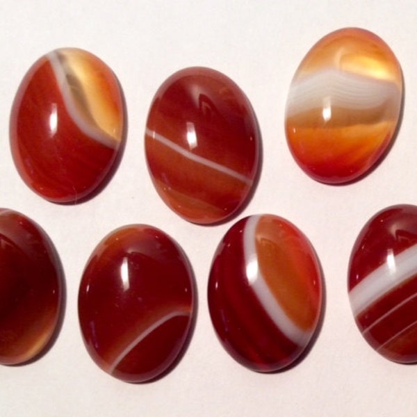 cabochons rouge Sardonyx ovales 18x13mm