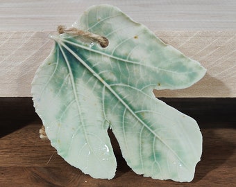 Porcelain Ceramic Fig Leaf Ornament Small