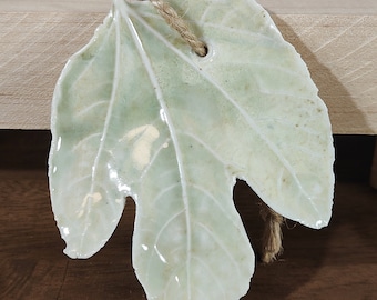 Porcelain Ceramic Fig Leaf Ornament Small 2