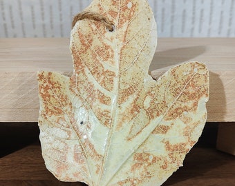 Porcelain Ceramic Fig Leaf Ornament Medium