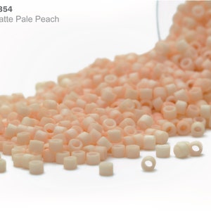 DB-0354 Miyuki Delica 11/0, Opaque Matte Pale Peach, 5 - 20 Gramm Rocailles