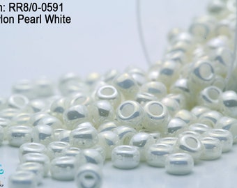 RR 8/0-0591 Miyuki Round Rocailles Ceylon Pearl White  , 15gr - 30gr Glass Seed Beads
