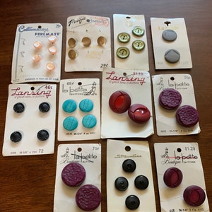 Antique Buttons, Vintage Buttons, Vintage Buttons on original cards, Vintage Button Lot