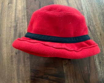 Lands End Womens Bucket Hat in Red Felt