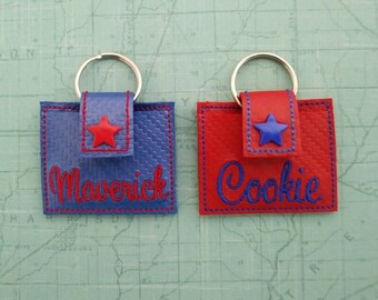 locking dog tag holder