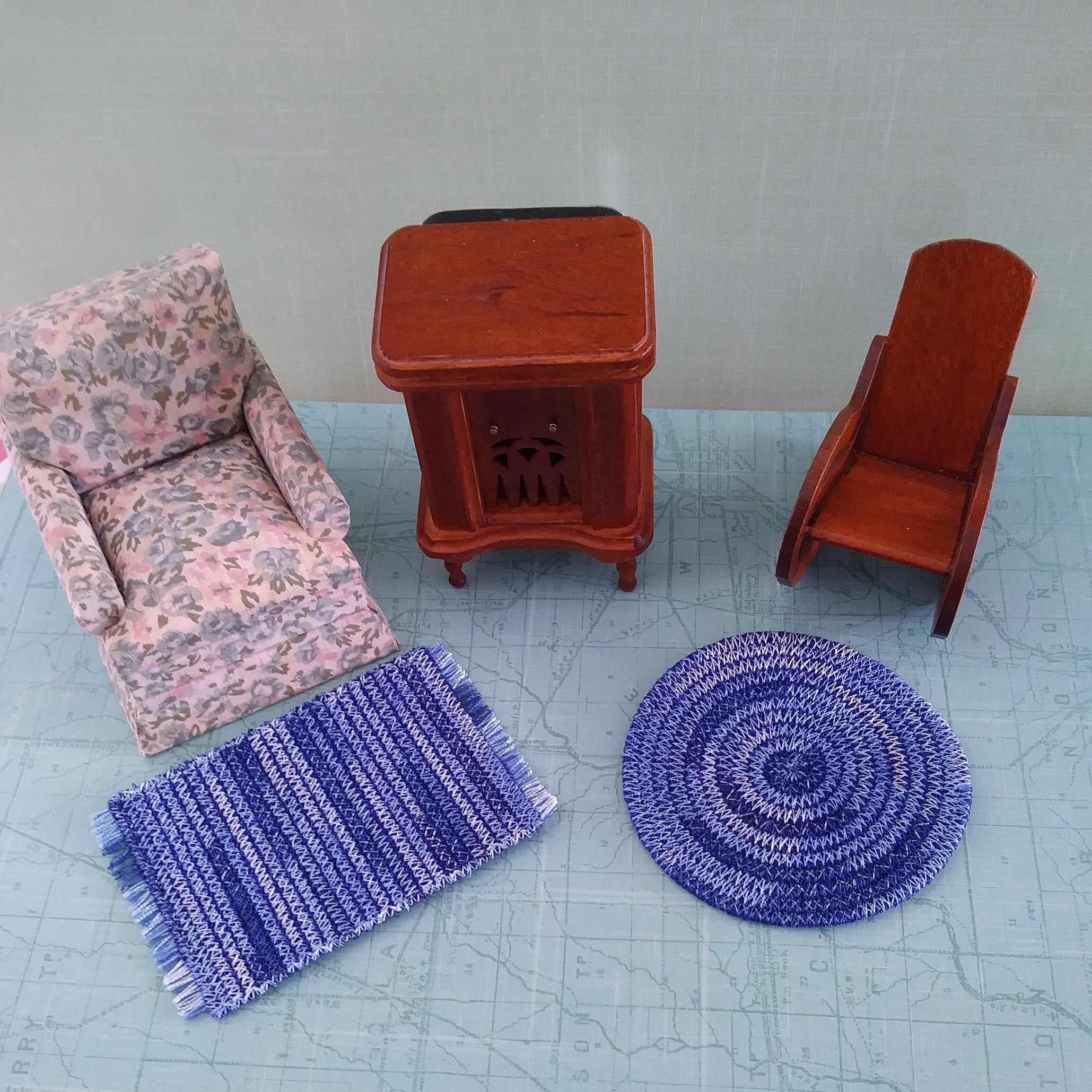 Embroidered Braided Dollhouse Rugs 1 Inch 112 Scale Etsy