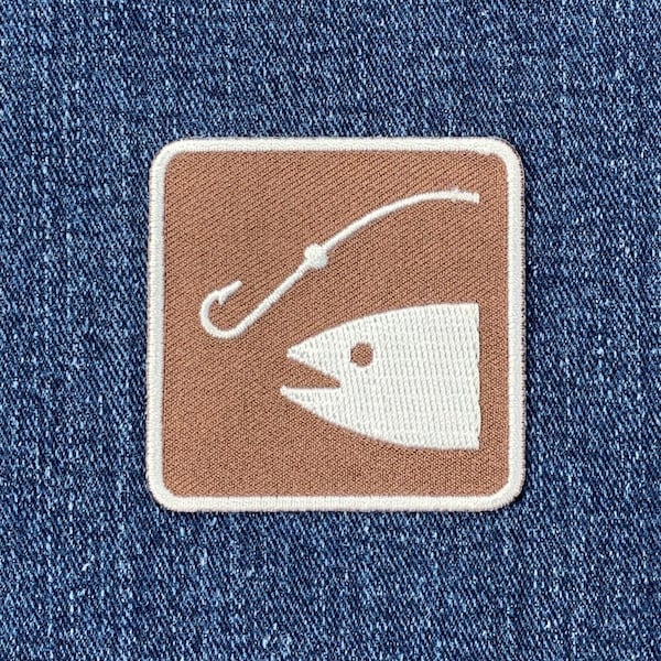 Angeln Patch - Gestickter Fisch & Haken Schild 5 cm (Eisen auf)