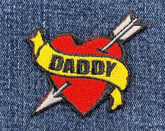 Daddy Patch - Embroidered Heart Dad Badge 2.25" (Iron On)