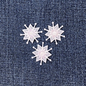 3枚パック ホワイト スノーフレーク アップリケ パッチ - ミニ刺繍 虹色 スノーバッジ 1インチ (アイロン接着)