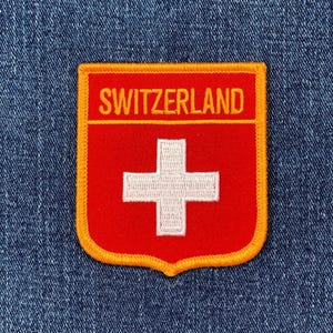 Écusson Suisse - Badge drapeau et bouclier brodé 2,75 pouces (fer à repasser)