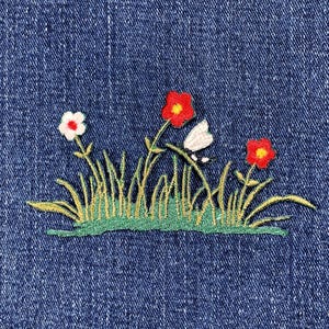 Dragonfly & Flowers Applique Patch - Grass Insect Embroidered Nature Badge 4.25" (Iron On)