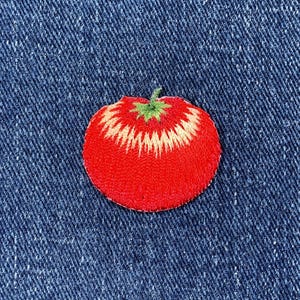Tomato Applique Patch - Embroidered Food & Fruit Badge 1-1/8" (Iron On)