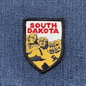 Vintage South Dakota Patch - Embroidered Mount Rushmore Badge 2.75" (Sew On)