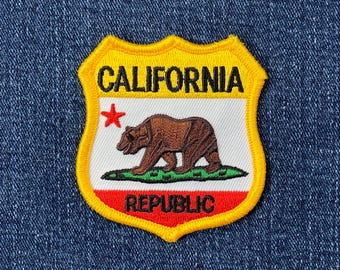 California Republic Patch - Embroidered Flag Shield Grizzly Bear Badge 2-5/8" (Iron On)