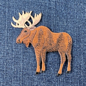 Moose Applique Patch - Embroidered Animal Badge Facing Left 3&quot; (Iron on)