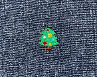 Christmas Tree Applique Patch - Mini Embroidered Holiday Badge 7/8" (Iron On)