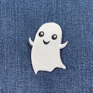 Ghost Applique Patch - Smiling Ghoul, Halloween Badge 2.75&quot; (Iron on)