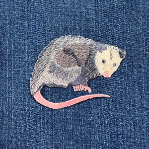 Opossum Applique Patch - Embroidered Possum Marsupial Animal Badge 2.75" (Iron On)