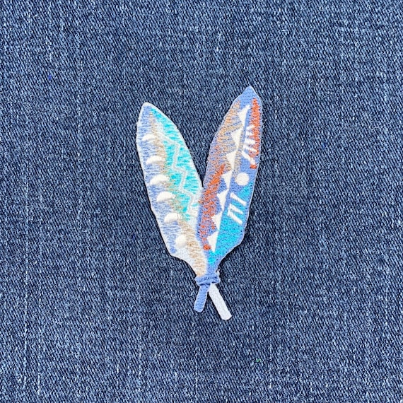 Southwest Feathers Applique Patch - Native American Indian Embroidered Badge 2.75" (Iron On)