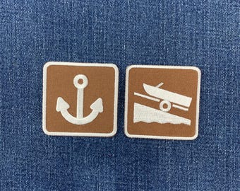 2er-Pack Marina-Bootsrampen-Aufnäher-Set – Gestickte Anker- und Rampenschild-Aufnäher (zum Aufbügeln)