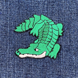 Alligator Applique Patch - Crocodile Embroidered Animal Badge 2-1/4&quot; (Iron On)