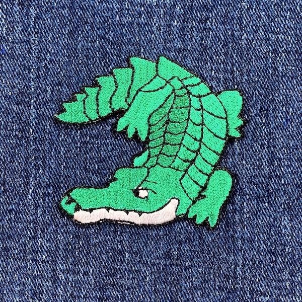 Alligator Applique Patch - Crocodile Embroidered Animal Badge 2-1/4" (Iron On)