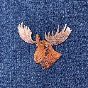 Moose Head Applique Patch - Embroidered Wild Animal Badge 2.75&quot; (Iron On)