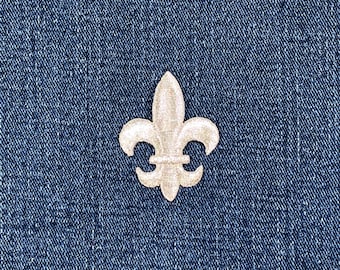 Parche de aplique de flor de lis plateada - Insignia decorativa bordada de 1,75" (planchado)